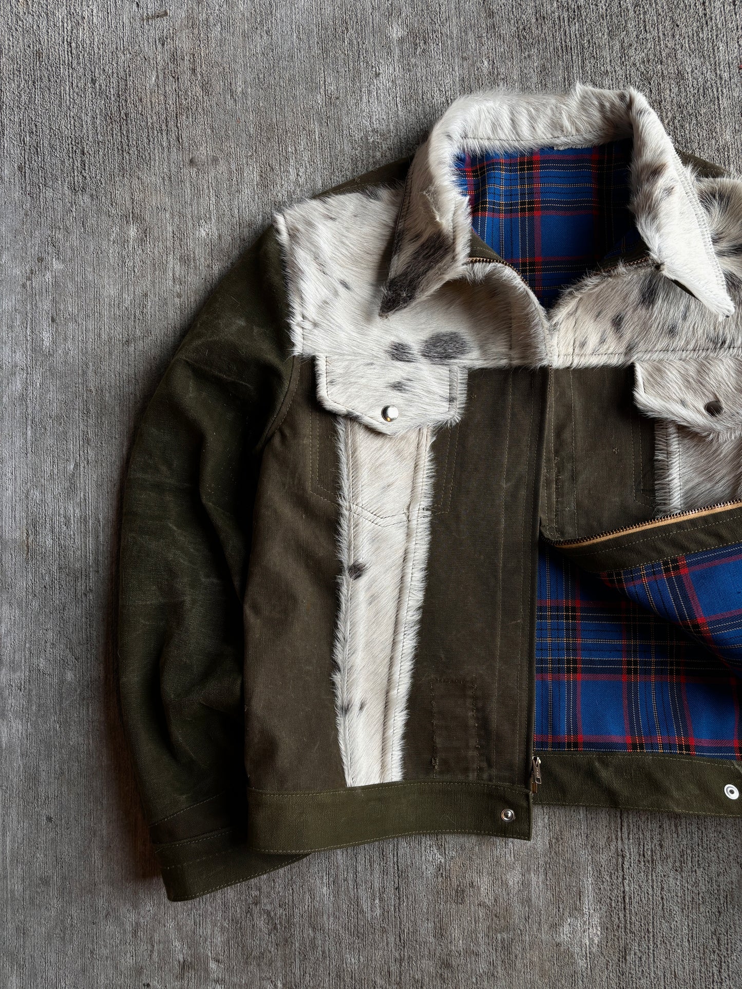 1:1 Cowhide T3 Jacket (L)