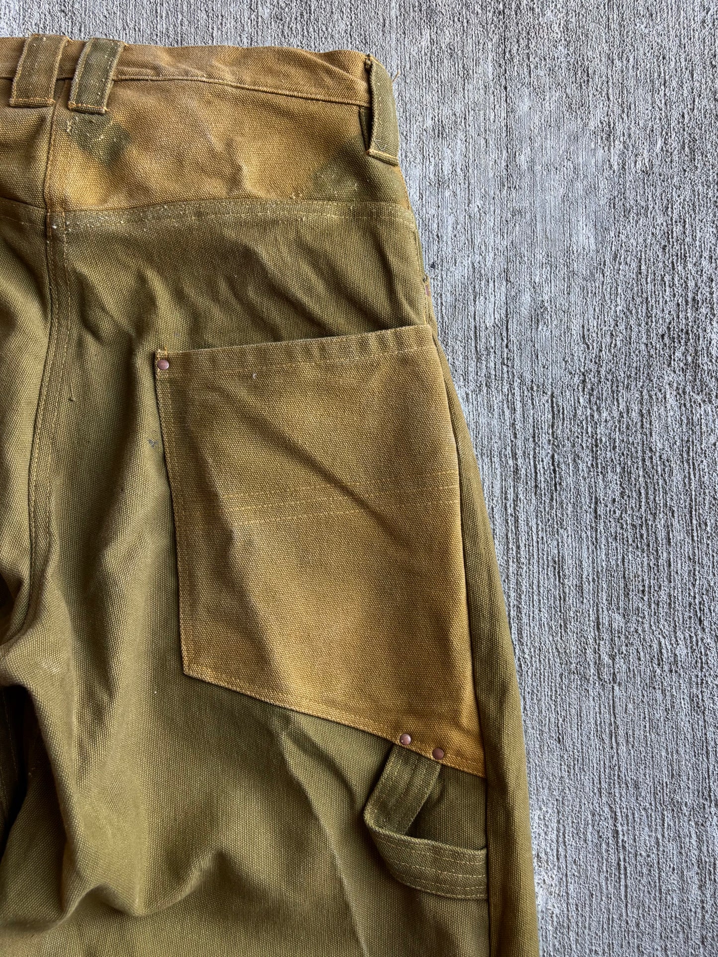 1:1 Pleated Duck Canvas Barrel Leg Pants (32" x 31")
