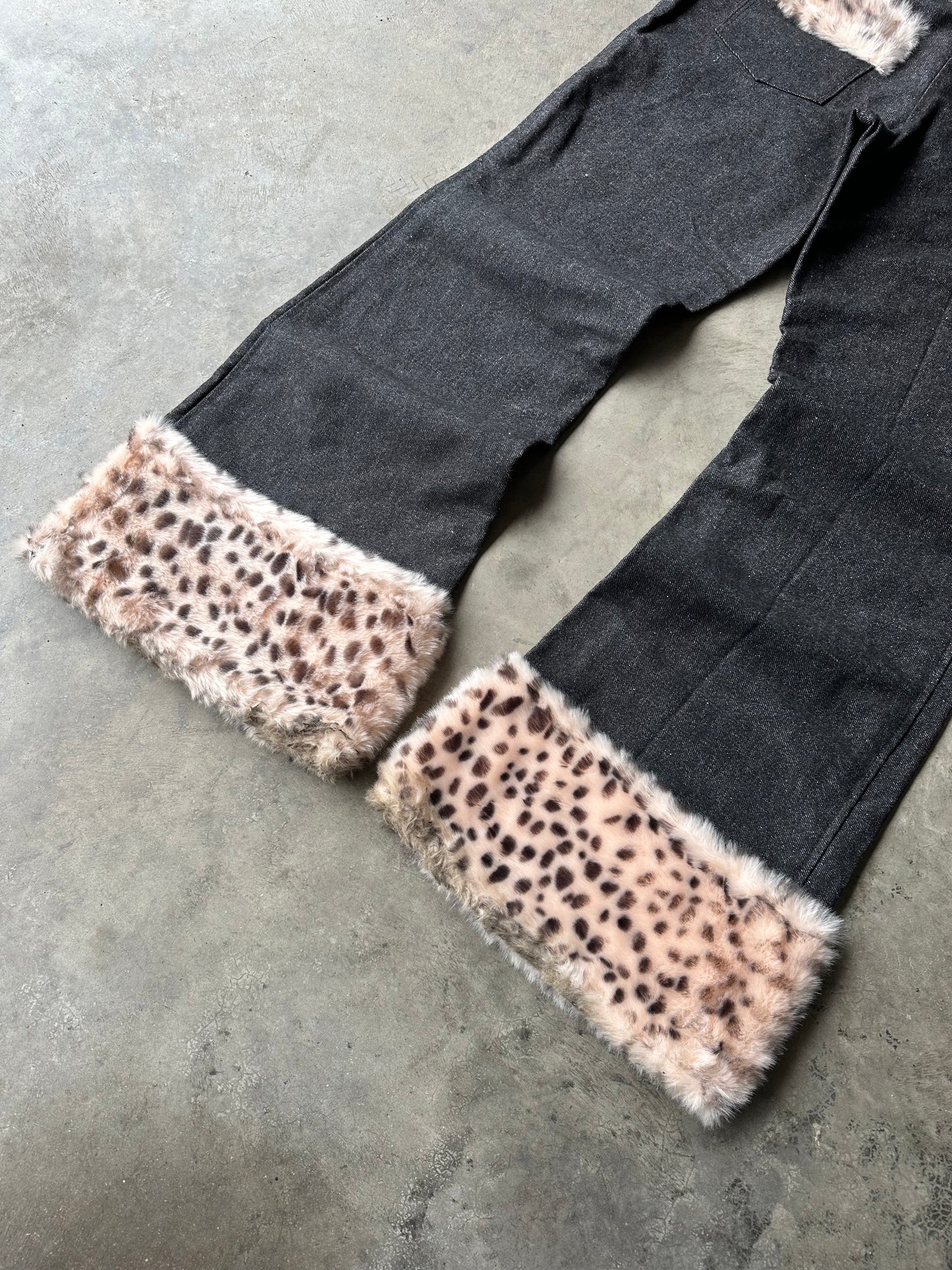 1:1 Raw Black Flared Denim With Faux Fur Trim (35" x 34")