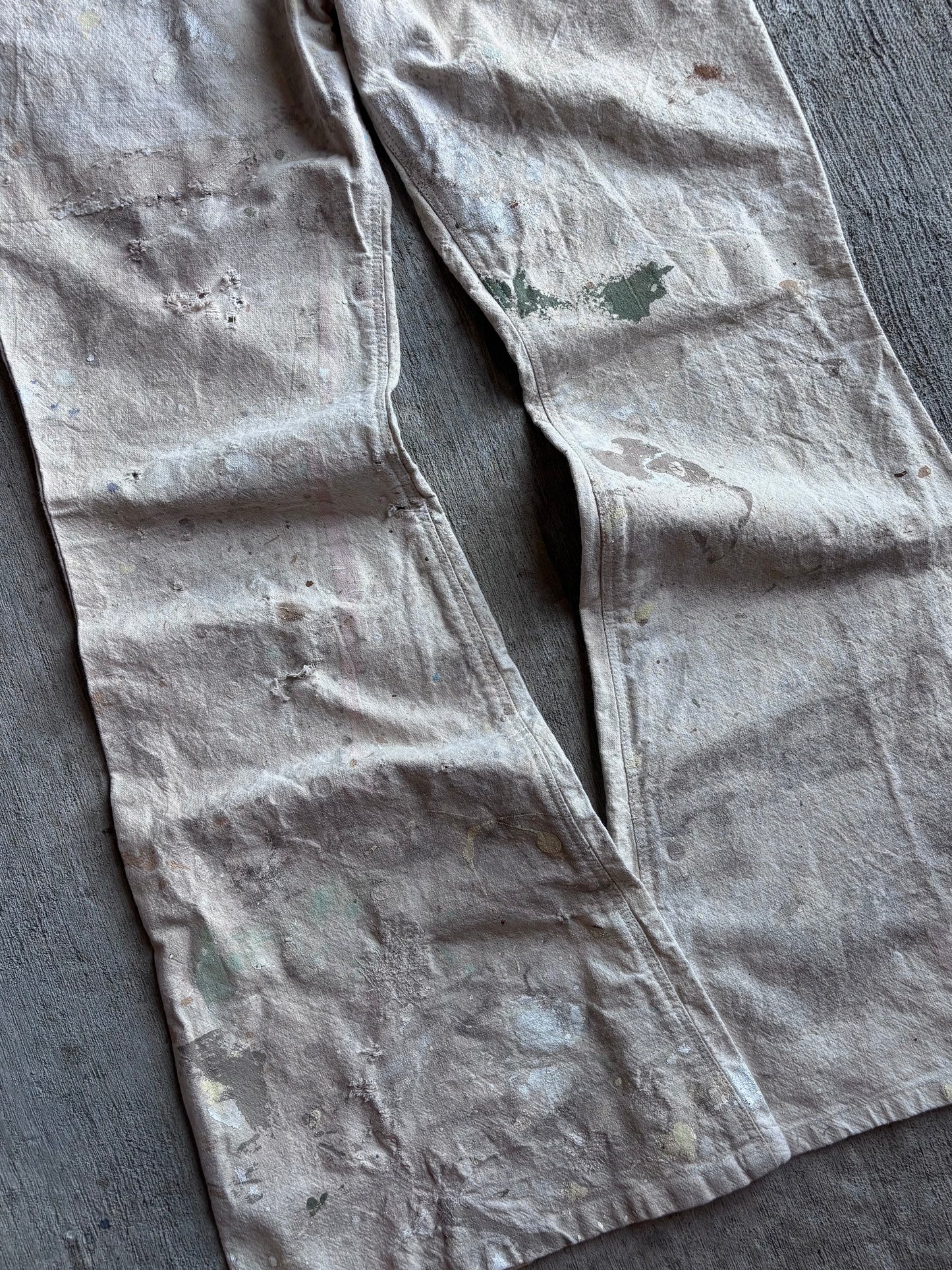 1:1 Painter Signature Cut Flared Pants (32" x 34")