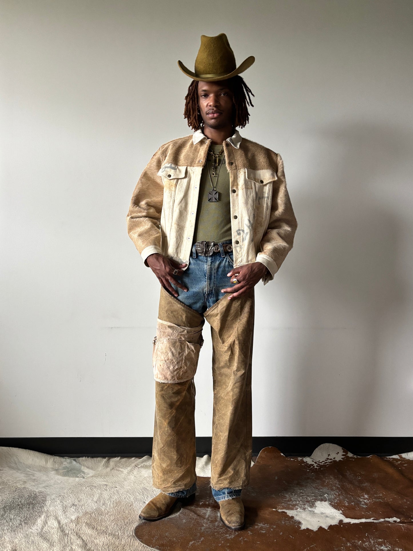 1:1 Cowhide T3 Jacket (L)
