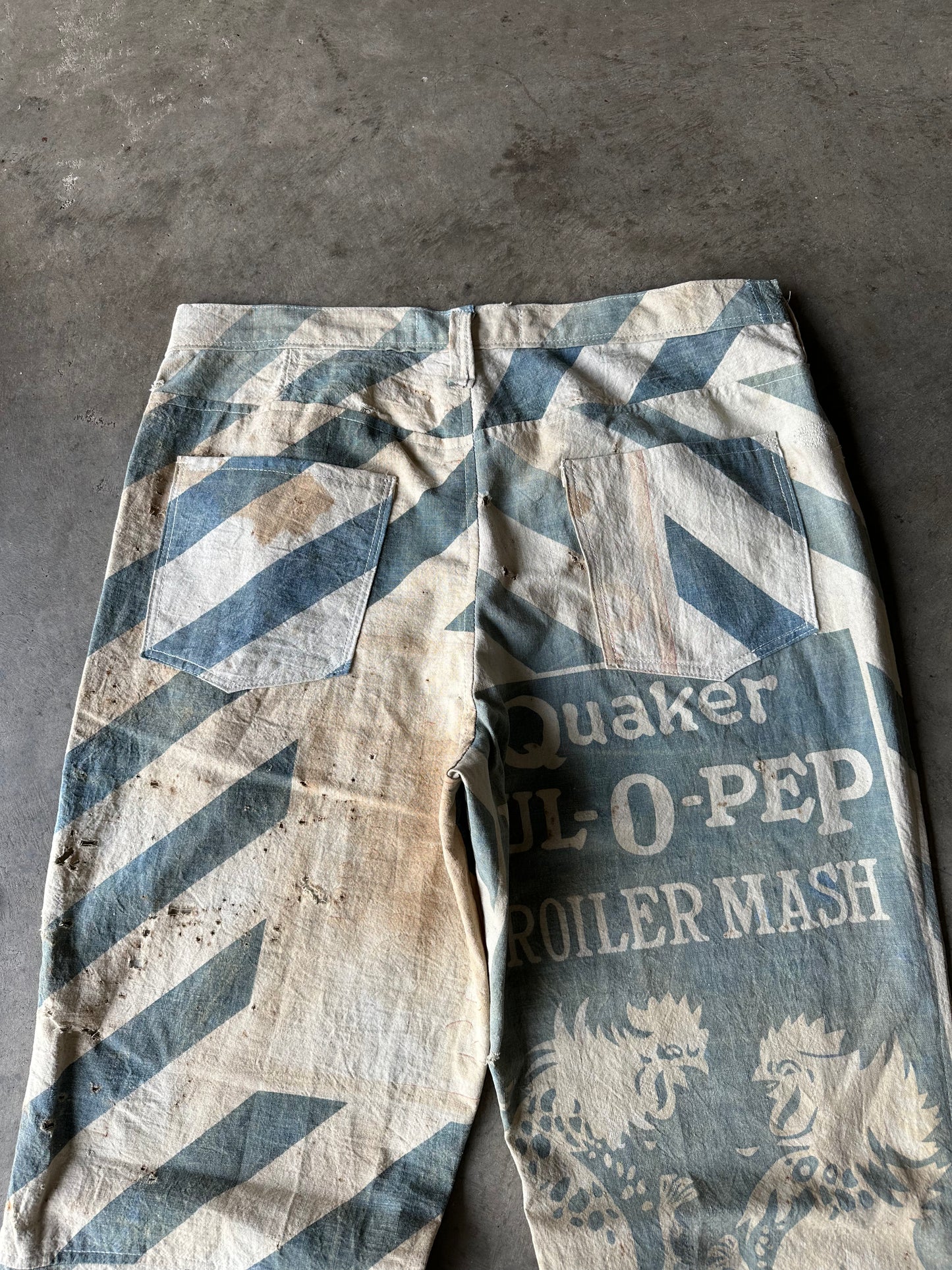 1:1 Quaker Ful-O-Pep Feedsack Flared Pants (32" x 31")