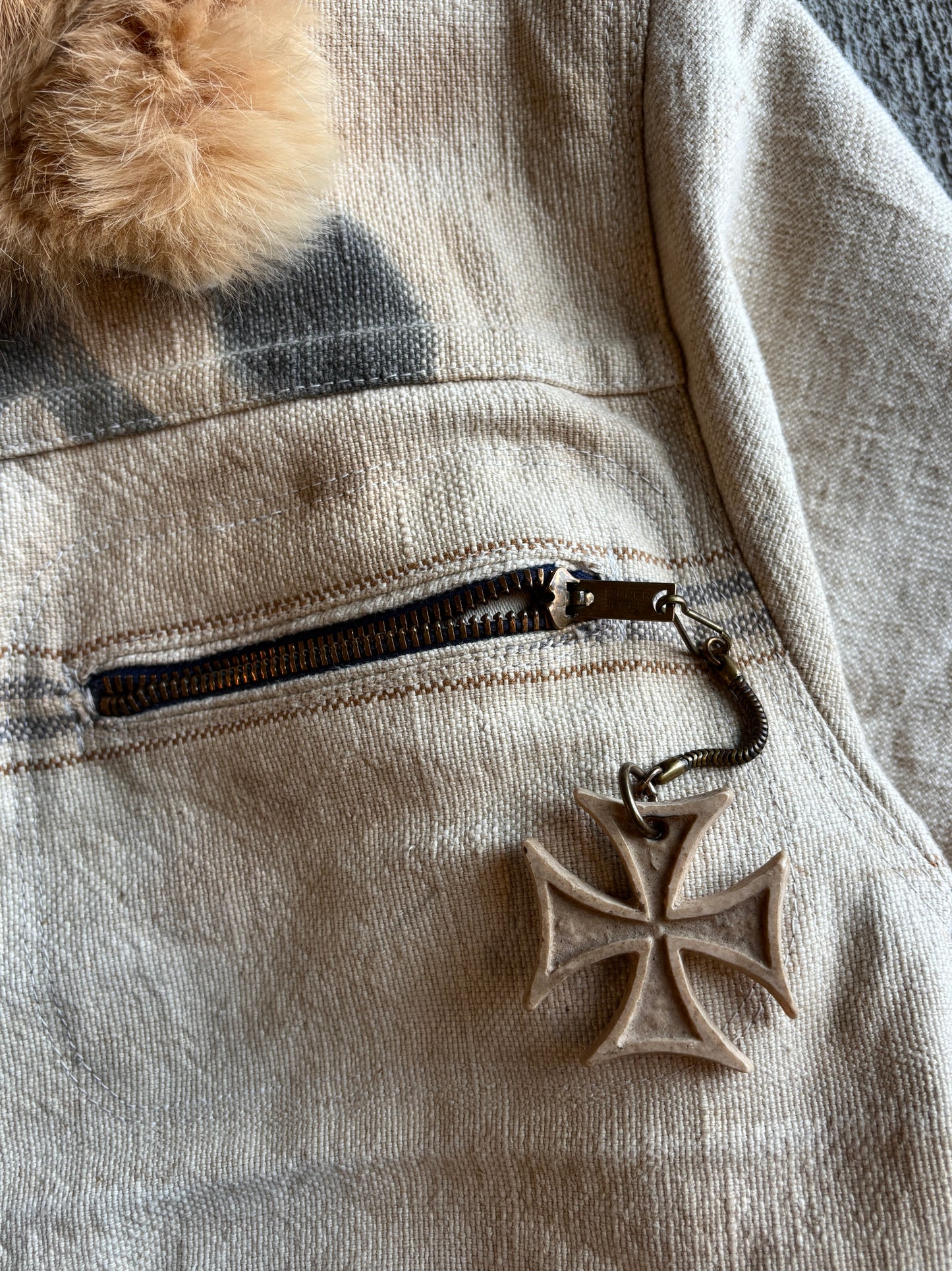 1:1 Feedbag T2 Style Fox Jacket (L)