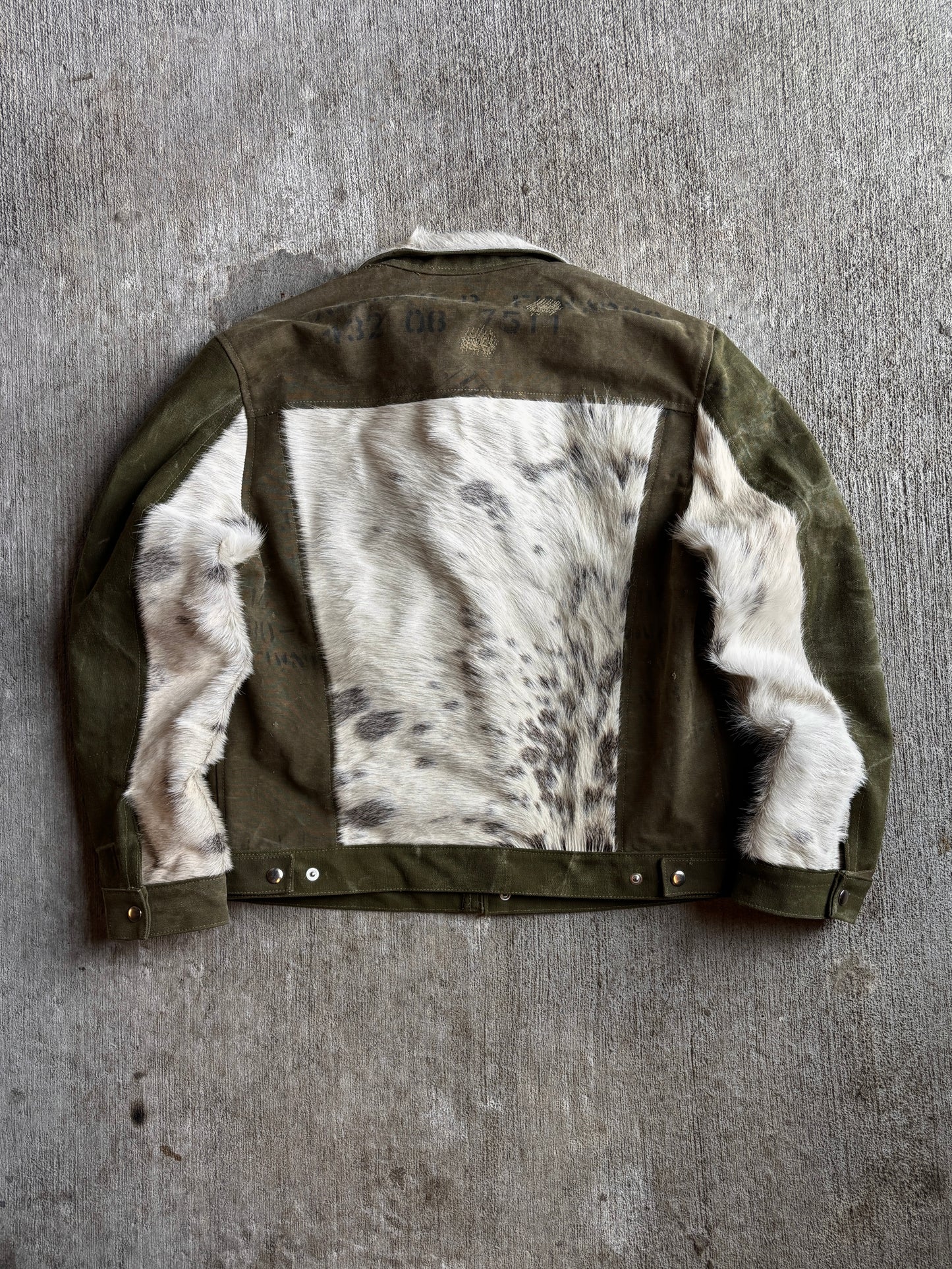 1:1 Cowhide T3 Jacket (L)