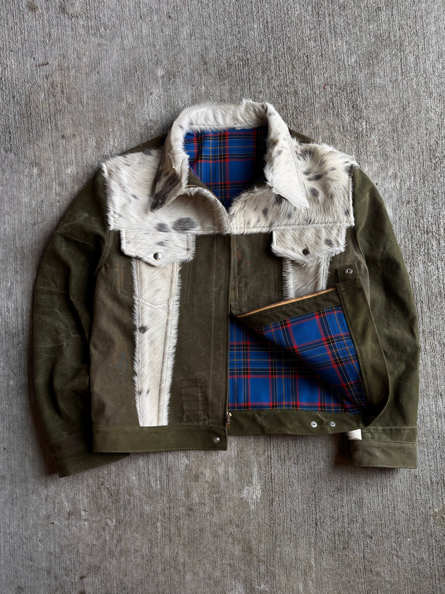 1:1 Cowhide T3 Jacket (L)