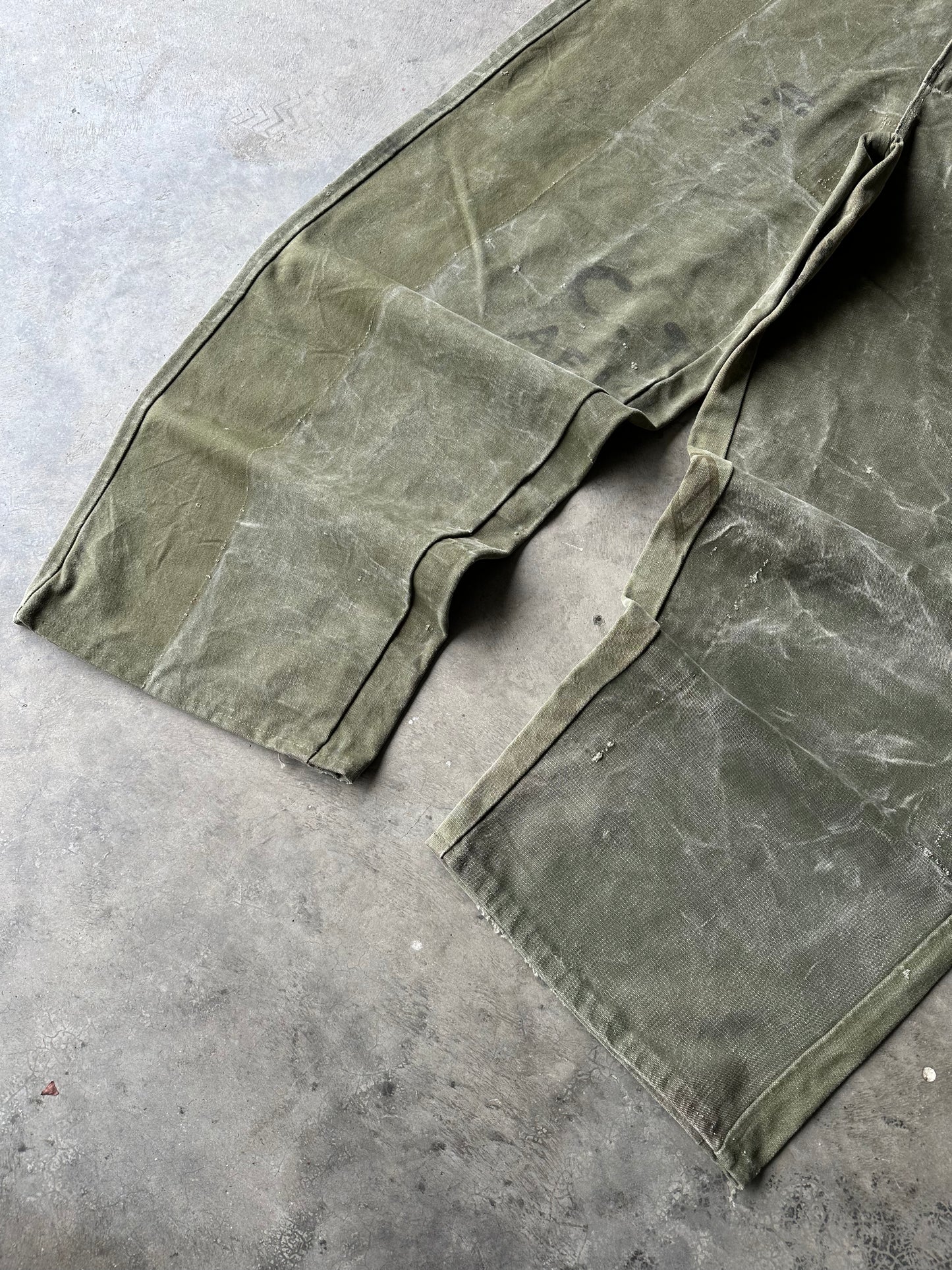 1:1 Military Canvas Baggy Pants (33" x 30")