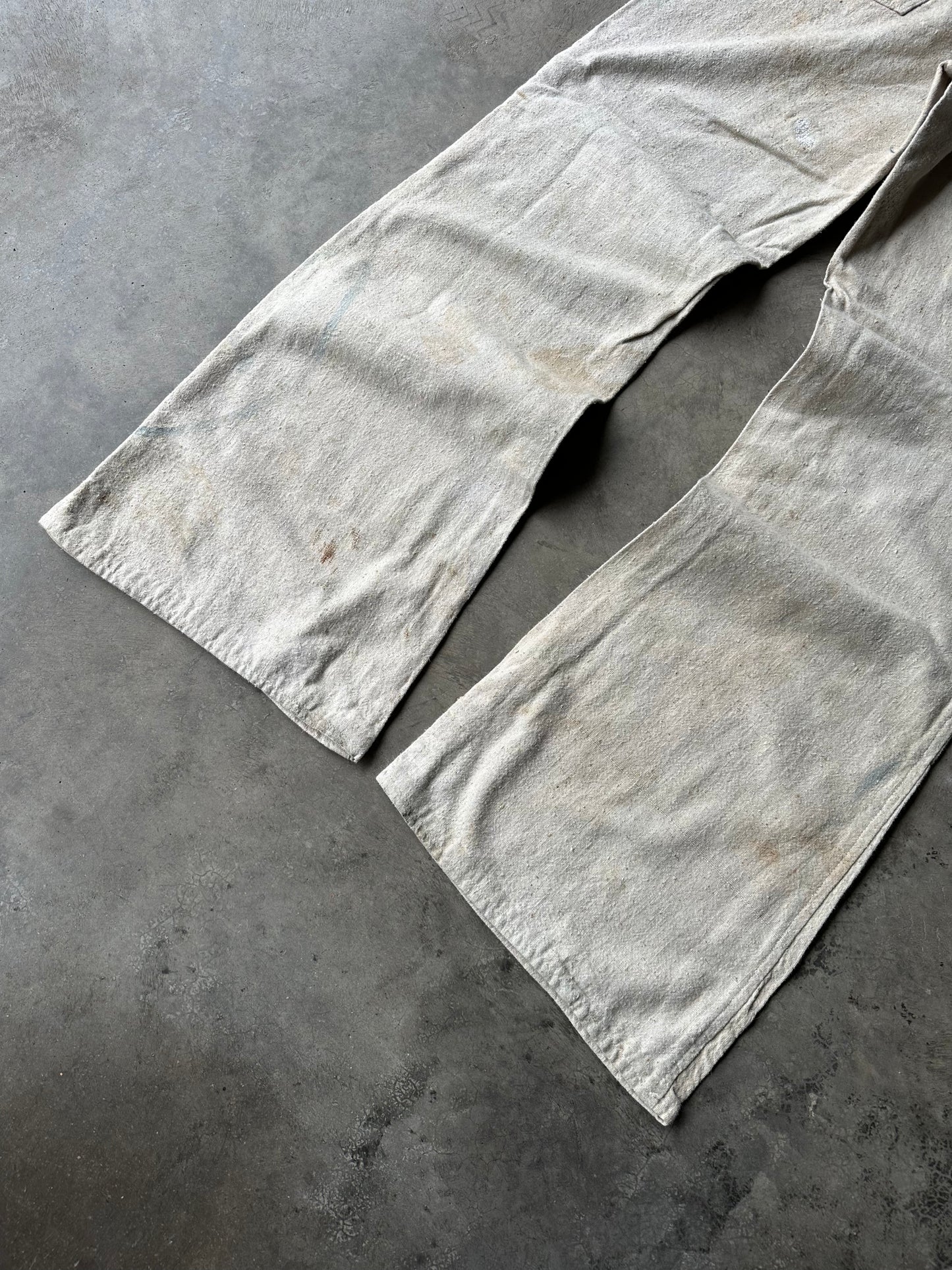 1:1 Star Feedsack Flared Pants (32" x 31")